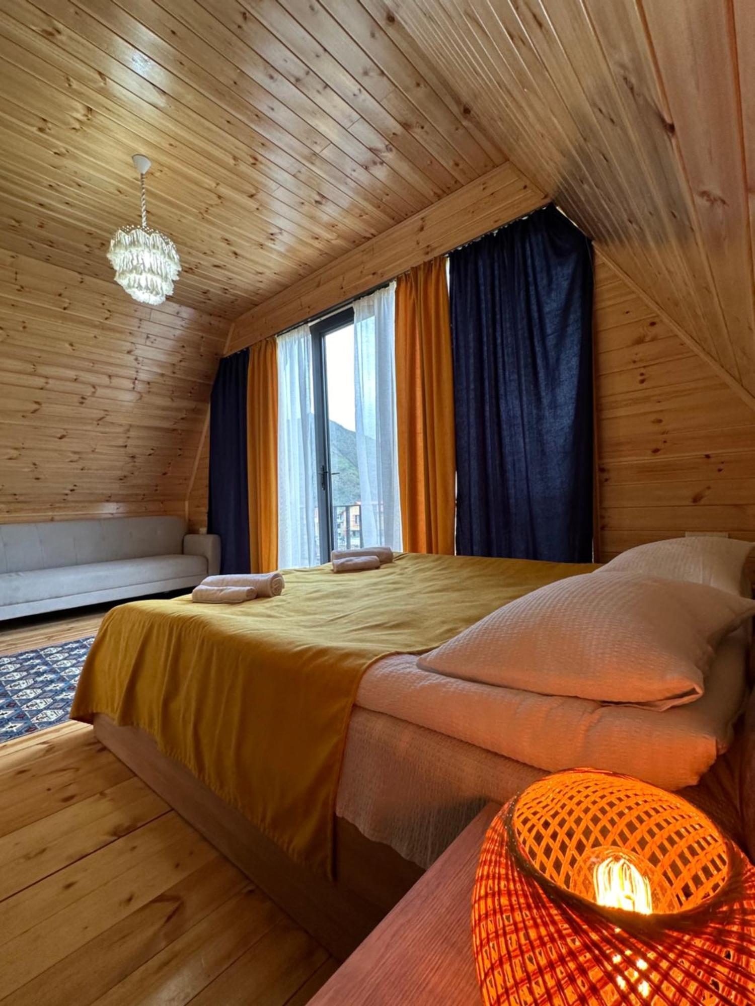 Royal Cottages Kazbegi Exterior photo